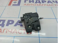 Замок багажника Nissan Qashqai (J10) 90502-AV70A.