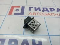 Резистор вентилятора Nissan Qashqai (J10) 8200045082.