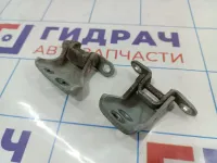 Петли двери передней правой Nissan Qashqai (J10) . Комплект.