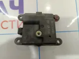 Моторчик заслонки отопителя Nissan Qashqai (J10) 27732-8H300.