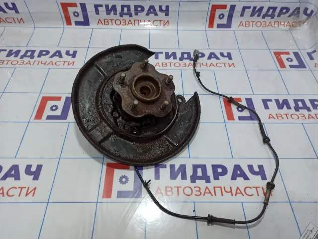 Ступица задняя левая Nissan Qashqai (J10) .