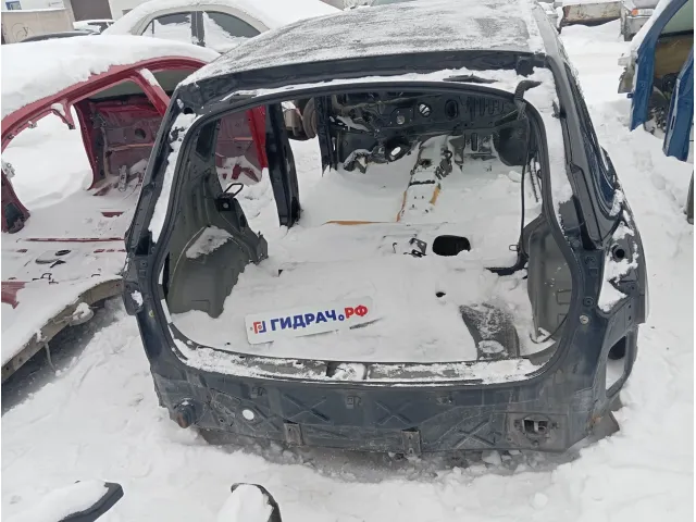 Панель задняя Nissan Qashqai (J10)