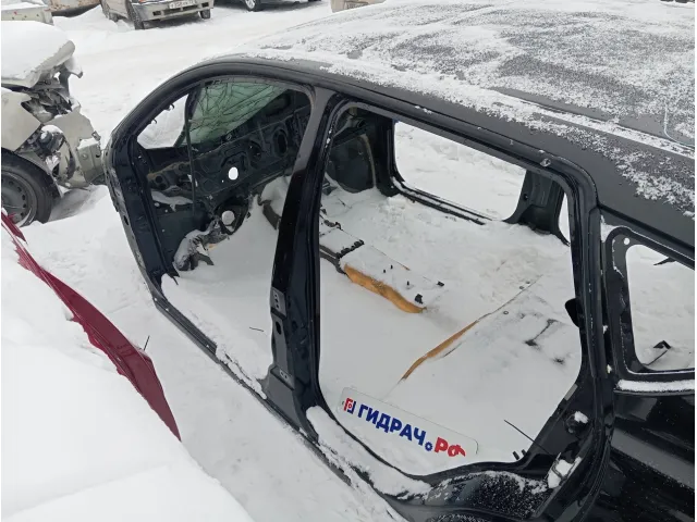 Порог со стойкой левый Nissan Qashqai (J10)