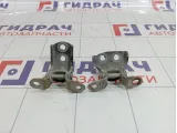 Петли двери передней левой Nissan Qashqai (J10)
