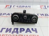 Блок управления климатической установкой Nissan Qashqai (J10) 27500-JD400