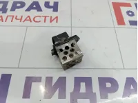 Резистор вентилятора Nissan Qashqai (J10) 8200045082