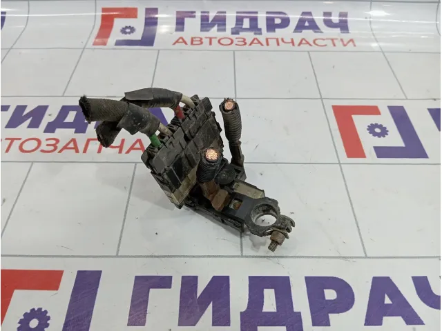 Клемма аккумулятора плюс Nissan Qashqai (J10)