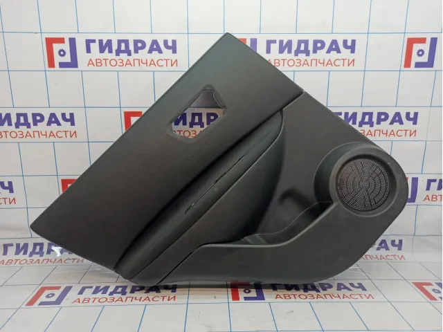 Обшивка двери задней левой Nissan Qashqai (J10) 82901-JD400. Царапины.
