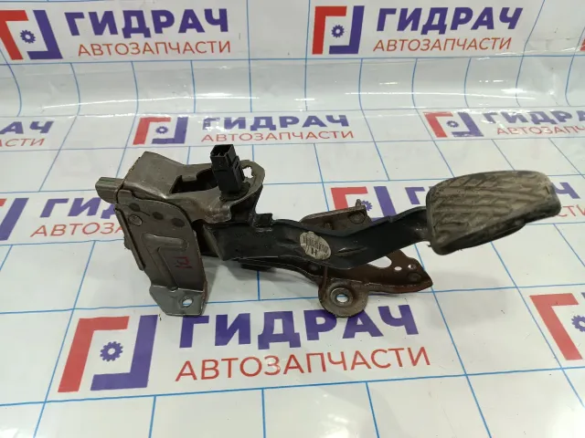 Педаль тормоза Nissan Qashqai (J10) 46501-JD900.