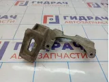 Кронштейн генератора Nissan Qashqai (J10) 11710-EE90C.