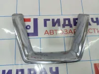 Накладка на решетку радиатора Nissan Qashqai (J10) 62382-JD00A. Дефект.