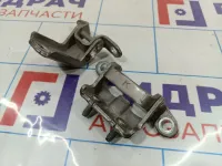Петли двери задней правой Nissan Qashqai (J10) . Комплект.