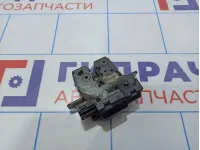 Замок багажника Nissan Qashqai (J10) 90502-AV710.