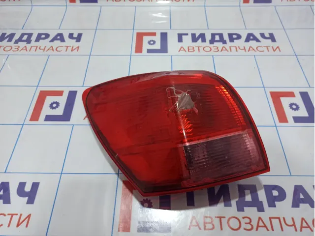 Фонарь задний наружный левый Nissan Qashqai (J10) 26555-JD000. Дефект.
