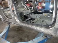 Порог со стойкой правый Nissan Qashqai