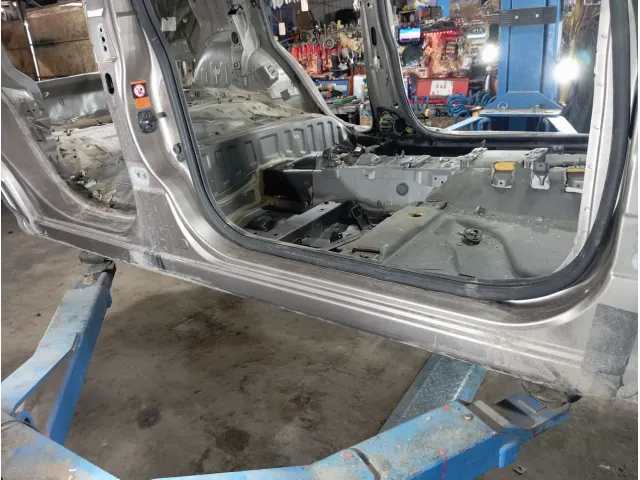 Порог со стойкой правый Nissan Qashqai
