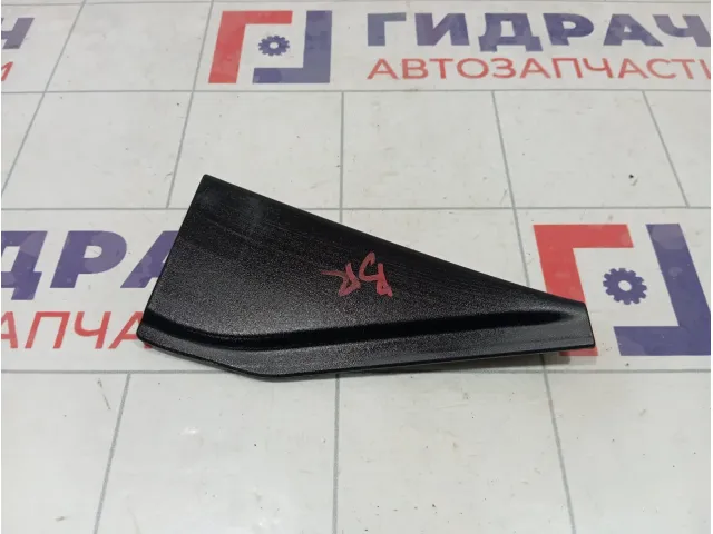 Накладка двери внутренняя задняя правая Nissan Qashqai 82292JD000