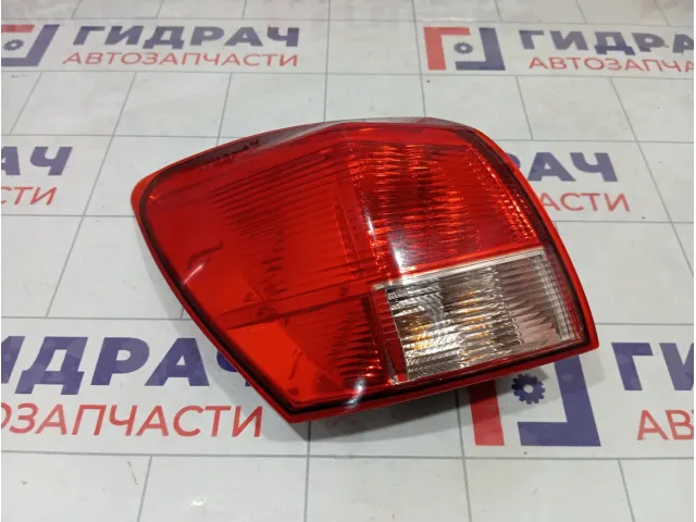 Фонарь задний наружный левый Nissan Qashqai 26555JD000