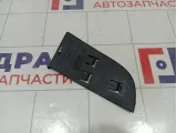 Заглушка бампера передняя правая Nissan Qashqai 62256JD00H