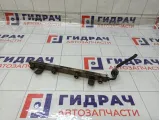 Топливная рампа (топливная рейка) Nissan Qashqai 17520EE30B