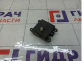 Моторчик заслонки отопителя (печки) Nissan Qashqai 3J01030850