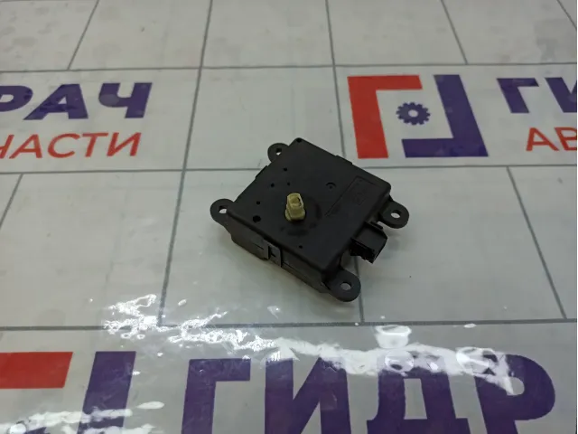 Моторчик заслонки отопителя (печки) Nissan Qashqai 3J01030850