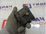 Моторчик заслонки отопителя (печки) Nissan Qashqai 3J01030850