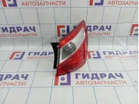 Фонарь задний наружный правый Nissan Qashqai (J10) 26550-BR00A