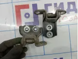 Петли двери пердние правые Nissan Qashqai (J10)