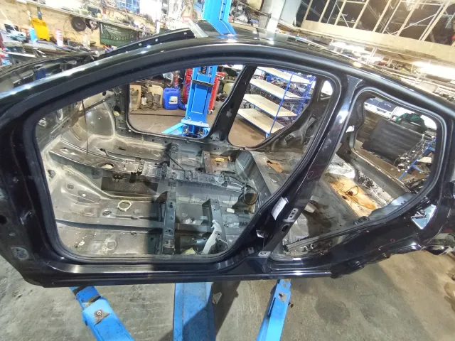 Порог со стойкой левый Nissan Qashqai (J10) G6411JD0MA