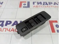Блок управления стеклоподъемниками Nissan Qashqai 25401BB60B