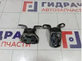 Петли двери передней левой Nissan Qashqai