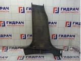 Обшивка стойки средней правой нижняя Nissan Qashqai 76915JD000