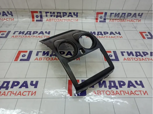 Рамка магнитолы Nissan Qashqai 68260BR00A