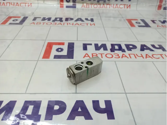 Клапан кондиционера Nissan Qashqai 922006N205