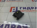 Моторчик заслонки отопителя (печки) Nissan Qashqai 277328H300