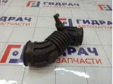 Патрубок воздушного фильтра Nissan Qashqai 16576JD00A