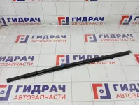 Накладка стекла заднего правого Nissan Qashqai 82820JD00A