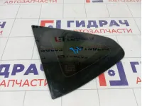 Стекло кузовное глухое (форточка) левое Nissan Qashqai 83313JD00A