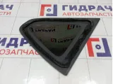 Стекло кузовное глухое (форточка) левое Nissan Qashqai 83313JD00A