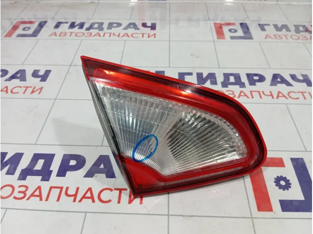 Фонарь задний внутренний левый Nissan Qashqai 26555BR01A