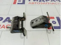 Петли двери задней левой Nissan Qashqai