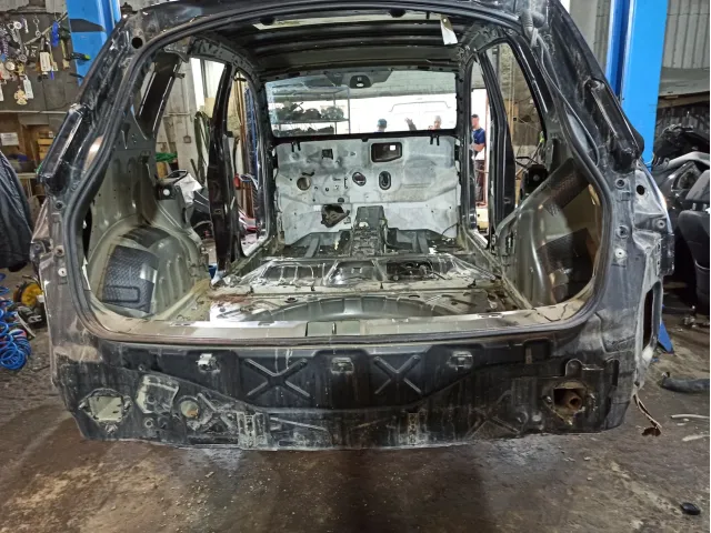 Панель задняя Nissan Qashqai