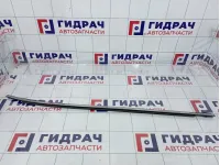Накладка стекла заднего правого Nissan Roque (T32) 82820-4CL0A