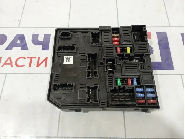Блок предохранителей Nissan Roque (T32) 284B7-5NA0B