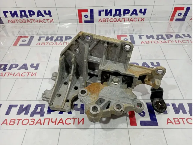 Опора двигателя левая Nissan Roque (T32) 11220-4BA0B