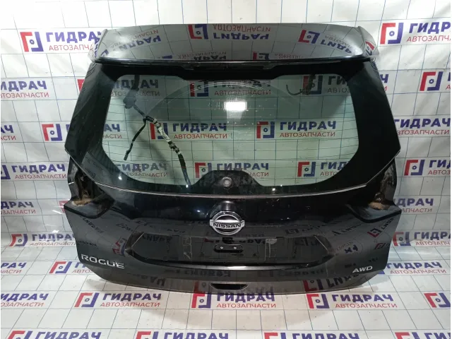 Дверь багажника Nissan Roque (T32)