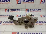 Педаль тормоза Nissan Roque (T32) 46501-4BA0B