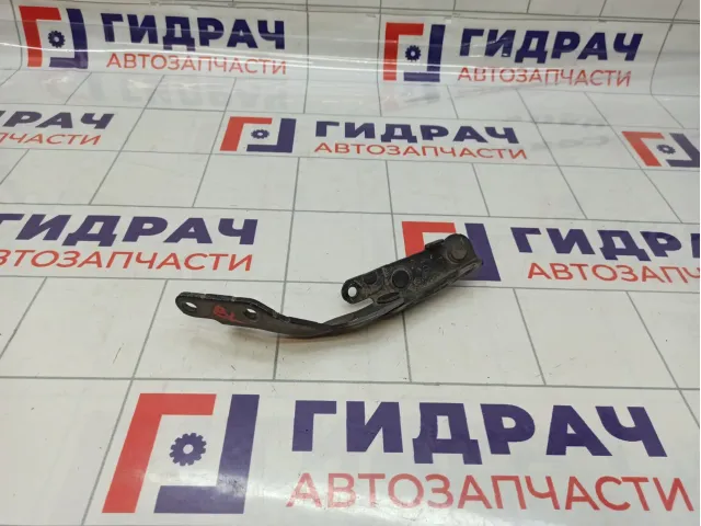 Петля двери багажника левая Nissan Roque (T32) 90401-4BA0A