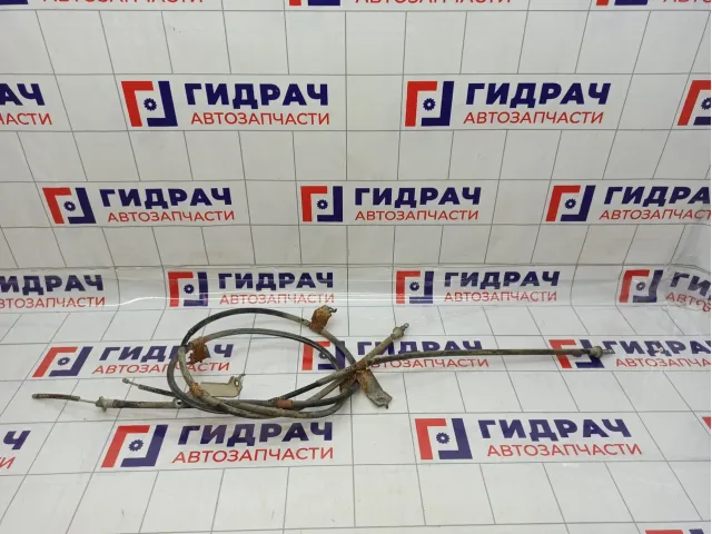 Трос стояночного тормоза Nissan Roque (T32)